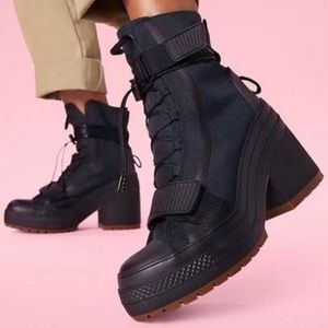 Converse Chuck Taylor All Star GR82 Lace-Up Boot Navy Blue and Black US 9 Womens